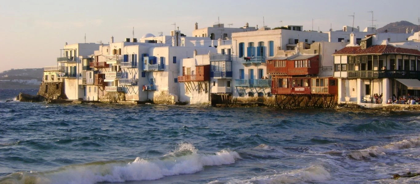 «Κλειδώνουν» Μύκονο, Λέρο και Καστοριά! - Την Παρασκευή οι αποφάσεις